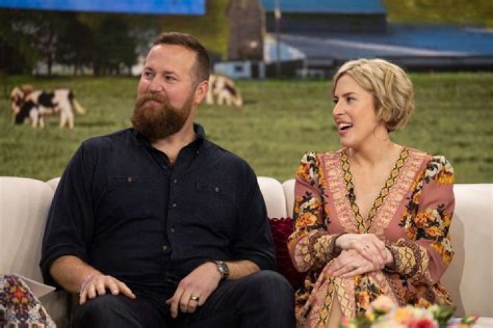 Erin Napier's Response to Husband's Actions: Exploring Thoughtful Public Engagement